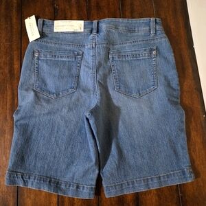NWT Sonoma Life + Style Modern Fit Bermuda Jean Shorts Size 10